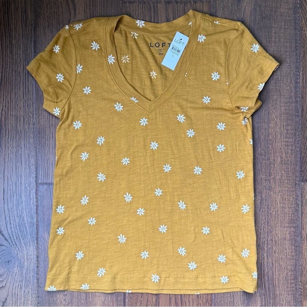 LOFT Gold Short Sleeve T-Shirt